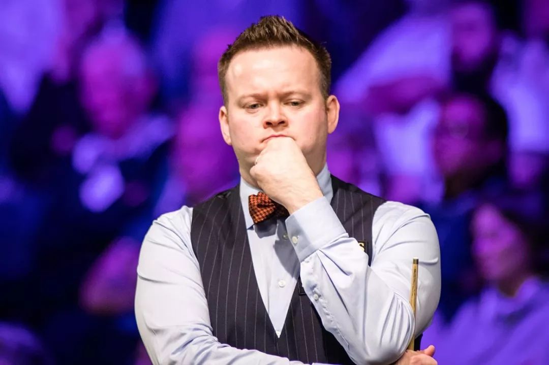 的无畏和坚 的无畏和坚