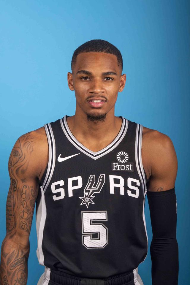 新锐组合 新锐组合