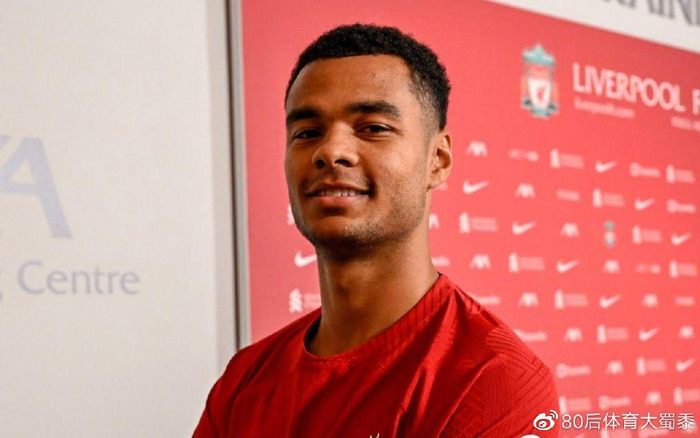 球队前锋在 球队前锋在