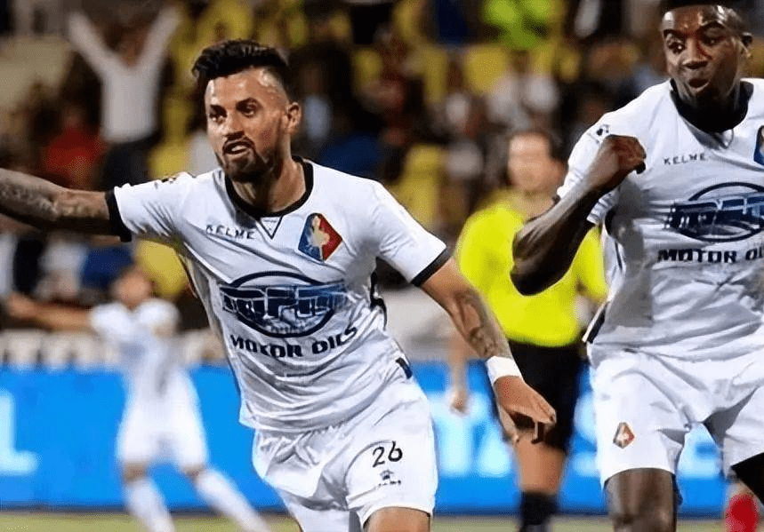 为海港队在 为海港队在