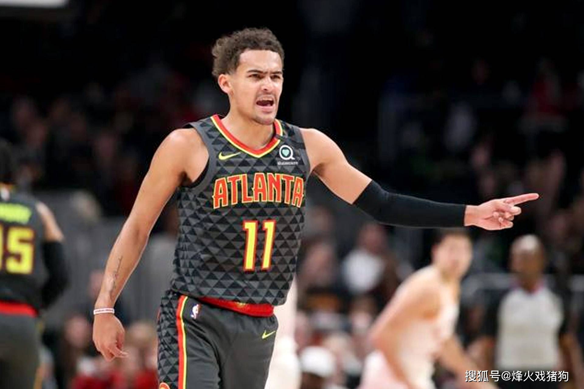 违规丑闻 违规丑闻